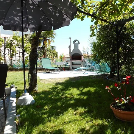 Cosy Getaway Apartment Portoroz Exterior photo